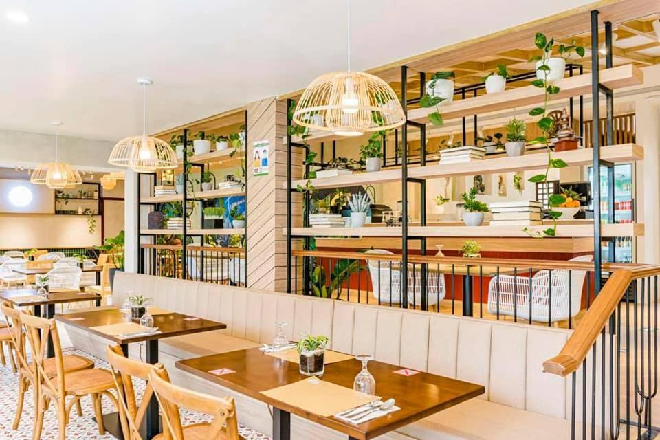 Hortz Hotels And Resorts タガイタイ エクステリア 写真