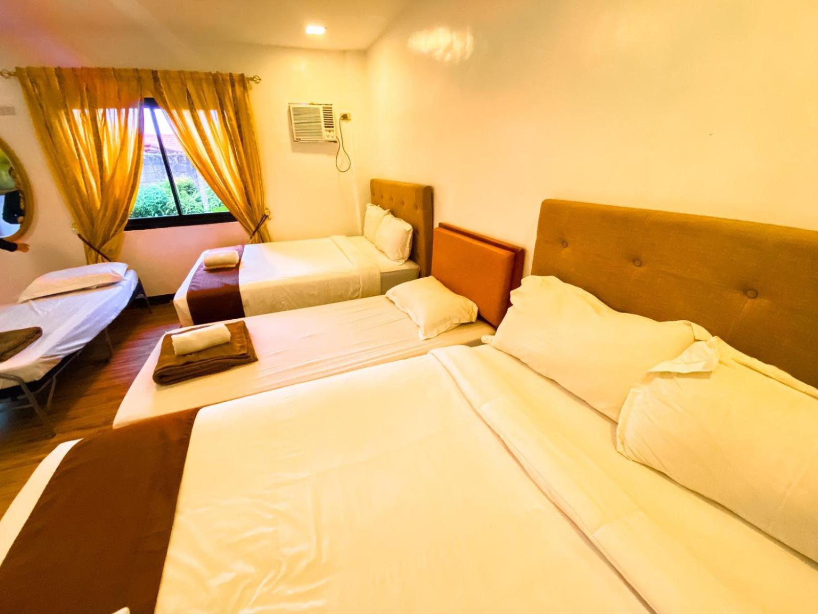 Hortz Hotels And Resorts タガイタイ エクステリア 写真