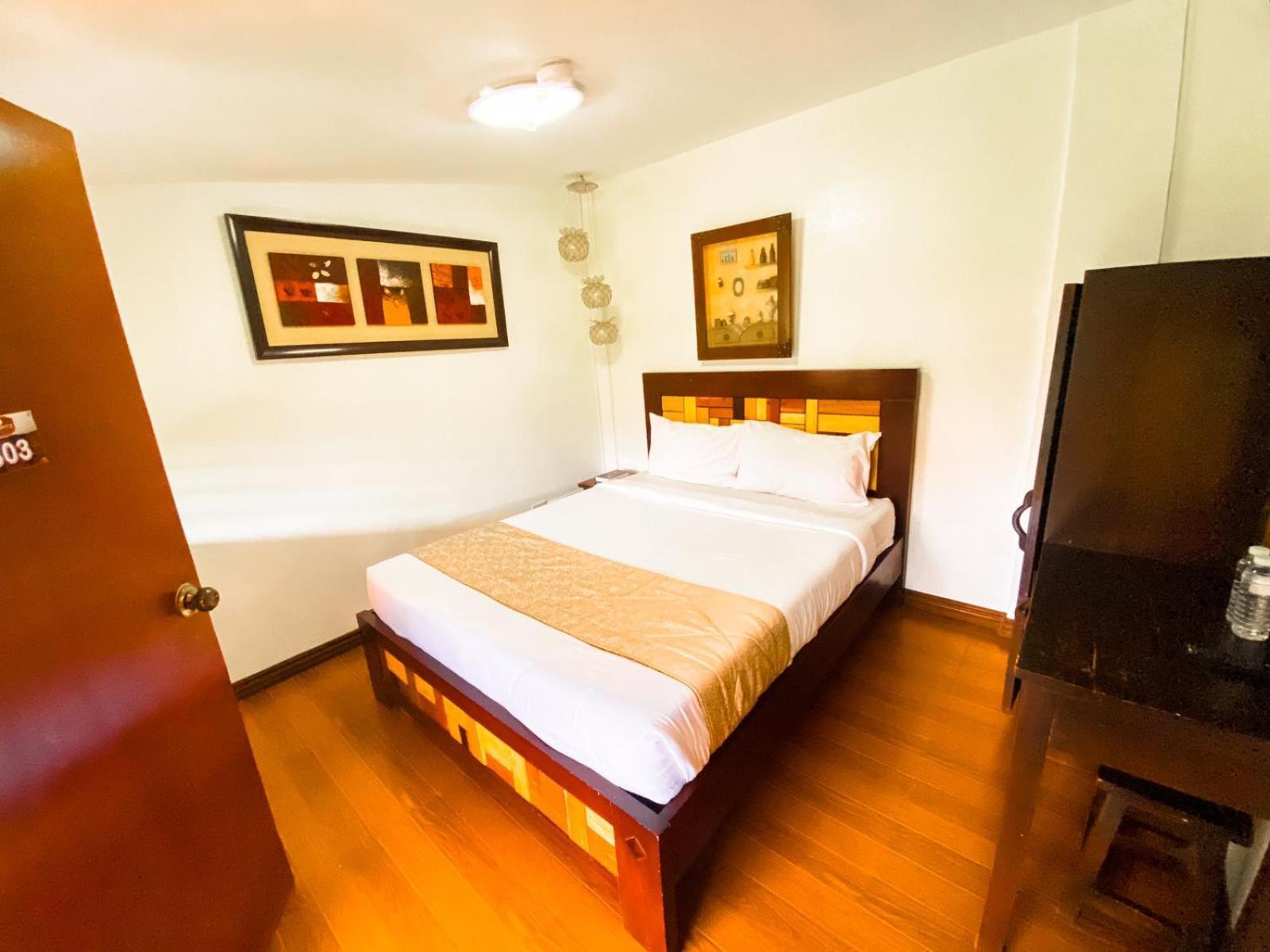 Hortz Hotels And Resorts タガイタイ エクステリア 写真