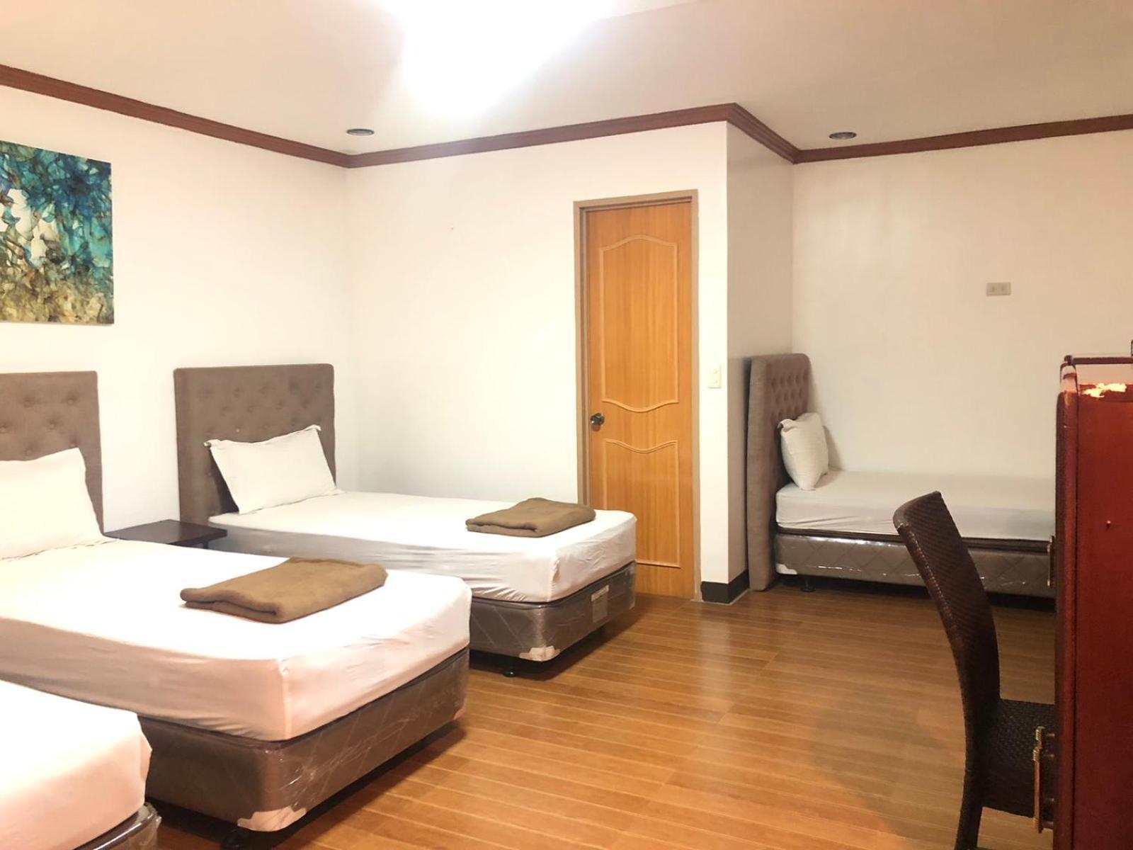 Hortz Hotels And Resorts タガイタイ エクステリア 写真